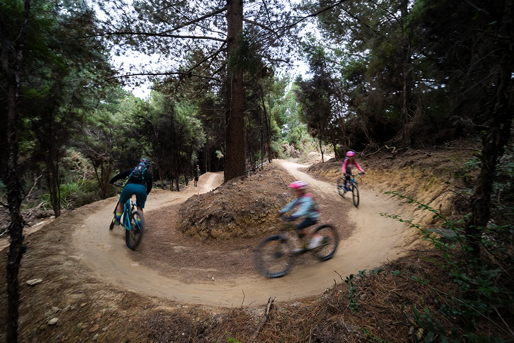 Family MTB Signal Hill