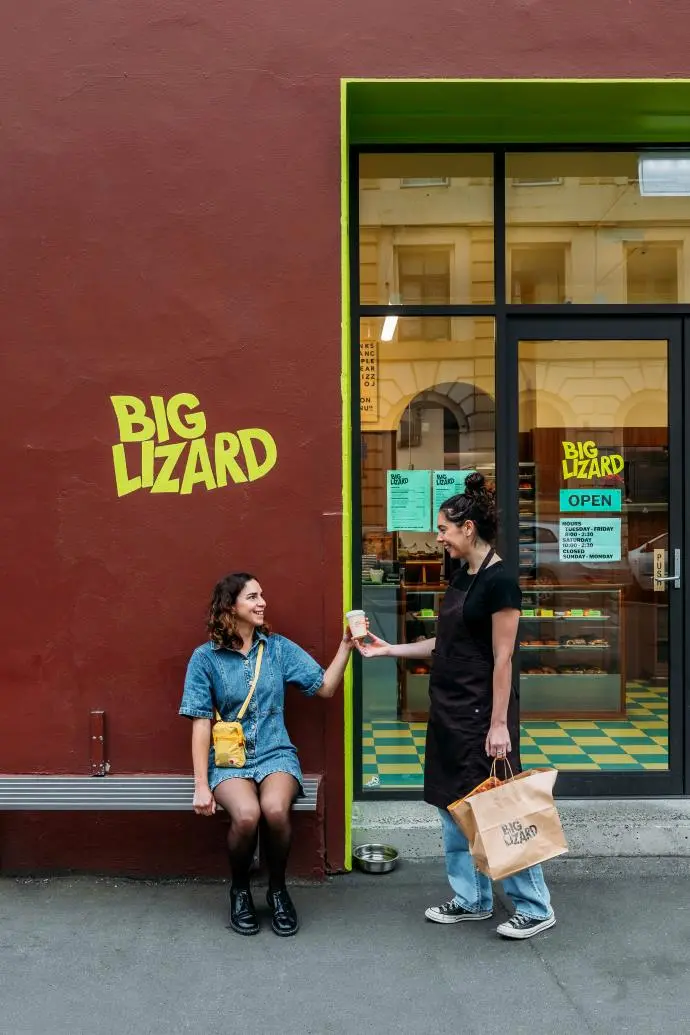 Exterior of Big Lizard bakery.